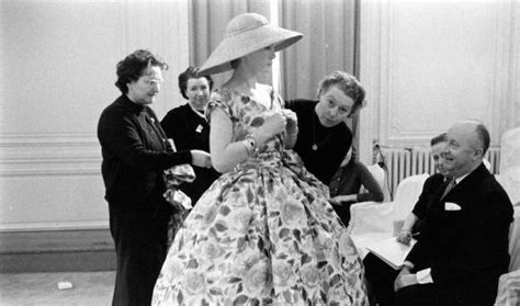 how did christian dior influence fashion